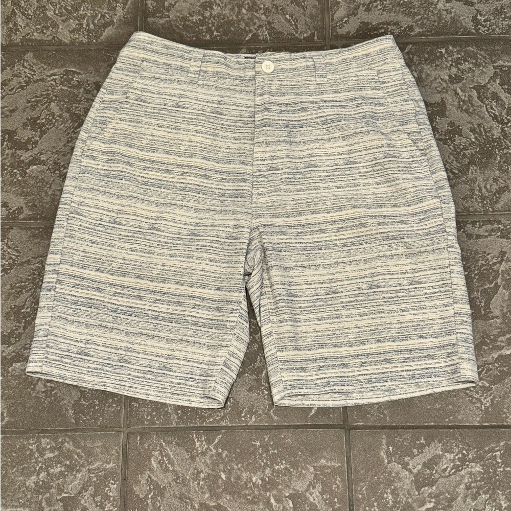 Champs Sports Gear Men's Shorts Size 34 Inseam 10" Gray Belt Loop NWOT